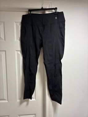 Skinnify Black High-Waist Workout Leggings - S